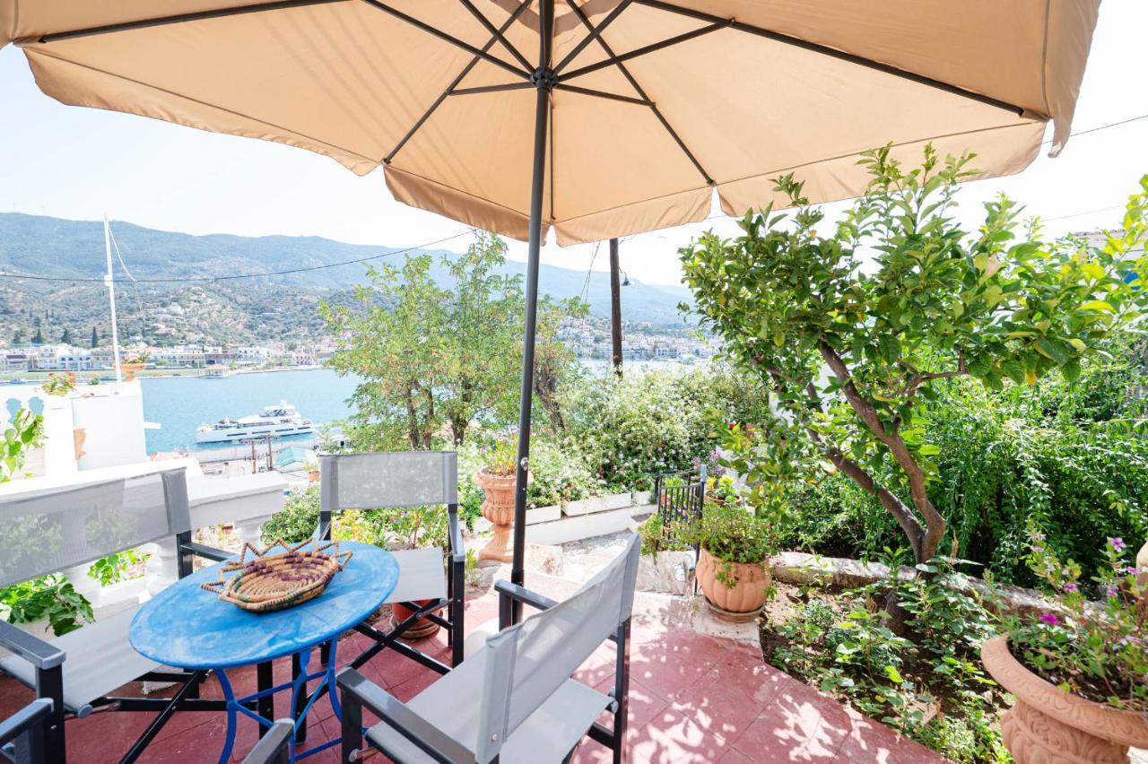 Traditional House Under The Clock Tower With Sweet View Poros Town Esterno foto