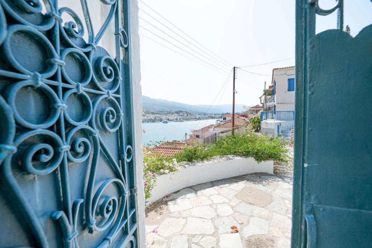 Traditional House Under The Clock Tower With Sweet View Poros Town Esterno foto