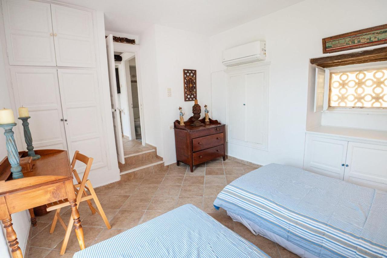 Traditional House Under The Clock Tower With Sweet View Poros Town Esterno foto