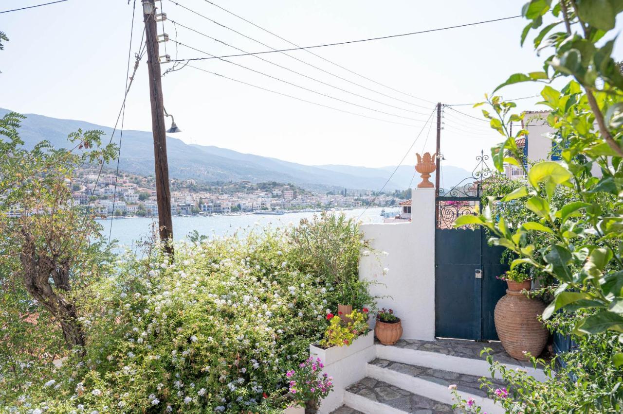 Traditional House Under The Clock Tower With Sweet View Poros Town Esterno foto
