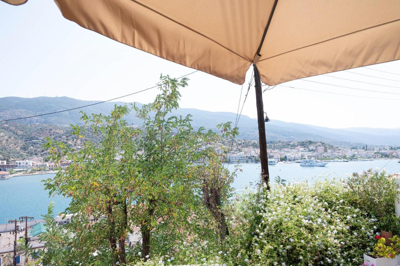 Traditional House Under The Clock Tower With Sweet View Poros Town Esterno foto
