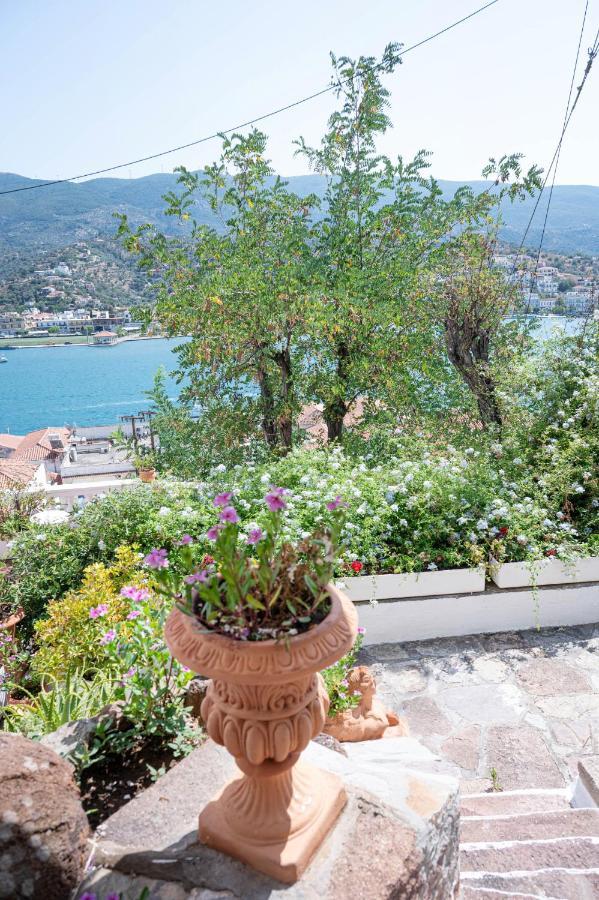 Traditional House Under The Clock Tower With Sweet View Poros Town Esterno foto
